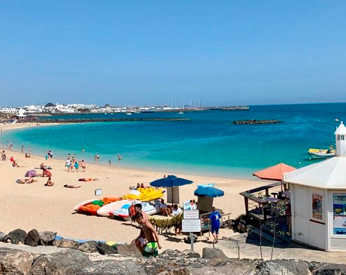 Découvrez le charme de Playa Blanca, Lanzarote : un guide d’expériences inoubliables